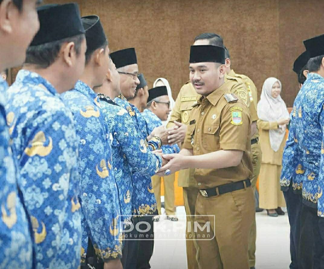 Bupati Bekasi Lantik 156 Guru dan Pengawas Sekolah