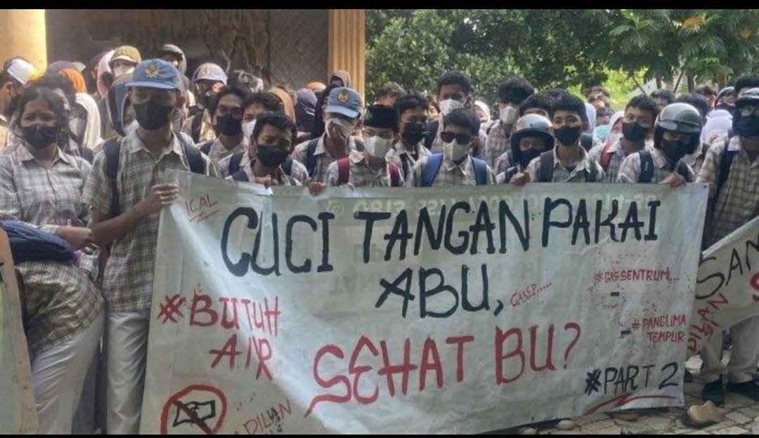 Siswa SMAN 9 Tambun Selatan Demo Tidak Terima Masalah Pungutan Liar
