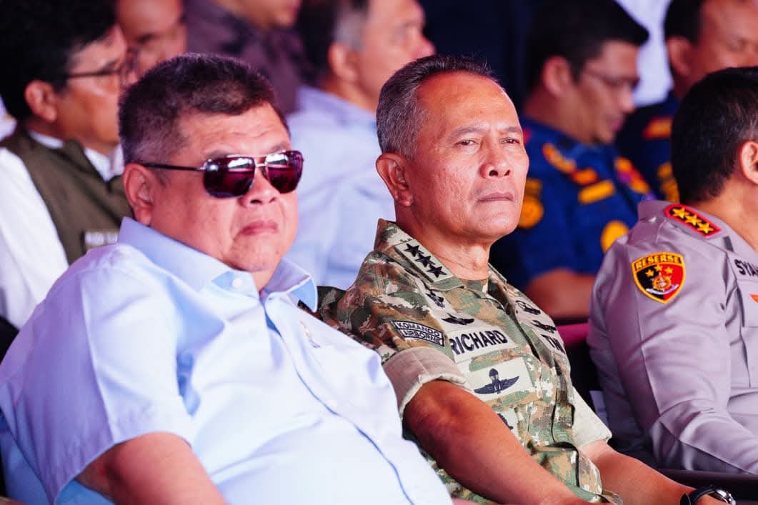 Kasum TNI Letjen TNI Richard Tampubolon Tinjau Keberhasilan Satgas PKH Amankan Ribuan Kubik Kayu Ilegal.