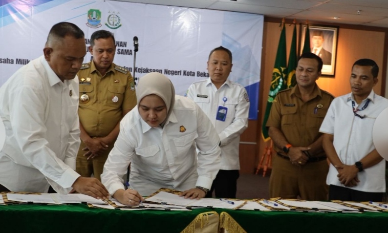 Kita Ingin Memastikan Setiap Langkah Yang Diambil BUMD Memiliki Dasar Hukum : Walikota Bekasi Kerja Sama Dengan Kejaksaan.