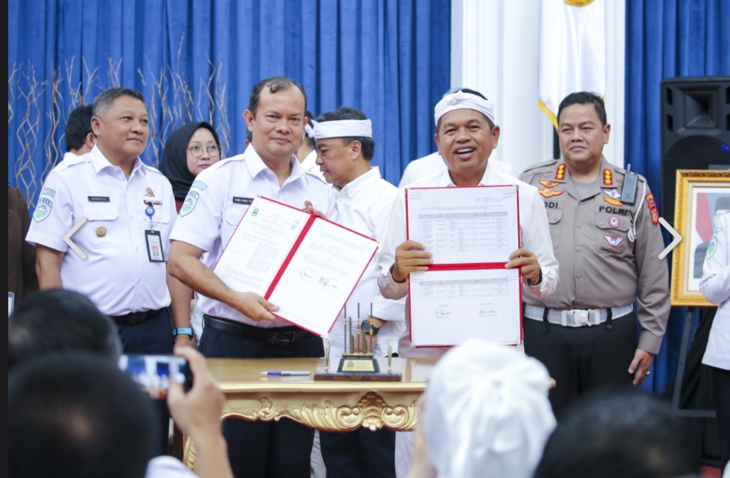 Berikan Hibah Sirine Tsunami , BMKG dan Pemprov Jabar Perkuat Sistem Peringatan Dini