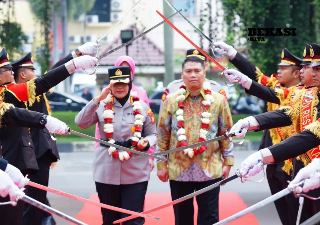 Kombes Pol Sumarni Resmi Menjabat Sebagai Kapolres Metro Bekasi, Saya Akan Melanjutkan Dedikasi Kapolres Lama.