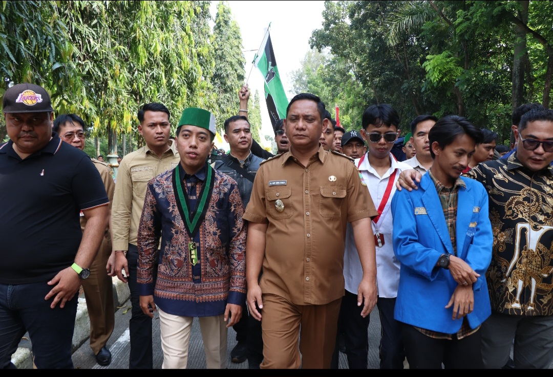 Plt Bupati Bekasi Menerima Aspirasi Mahasiswa dan Berdialog Jadikan Bekasi Sebagai Super Team