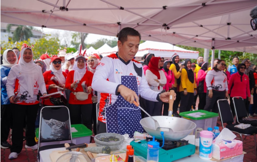 Bupati Karawang Turut Serta Dalam Lomba Memasak Memeriahkan HUT RI ke-81
