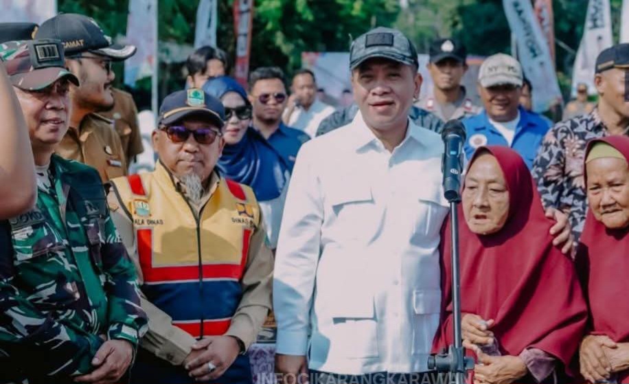 Bupati Karawang Resmikan Jembatan Harmoni di Bangun Dengan Anggaran Rp.2 Miliar